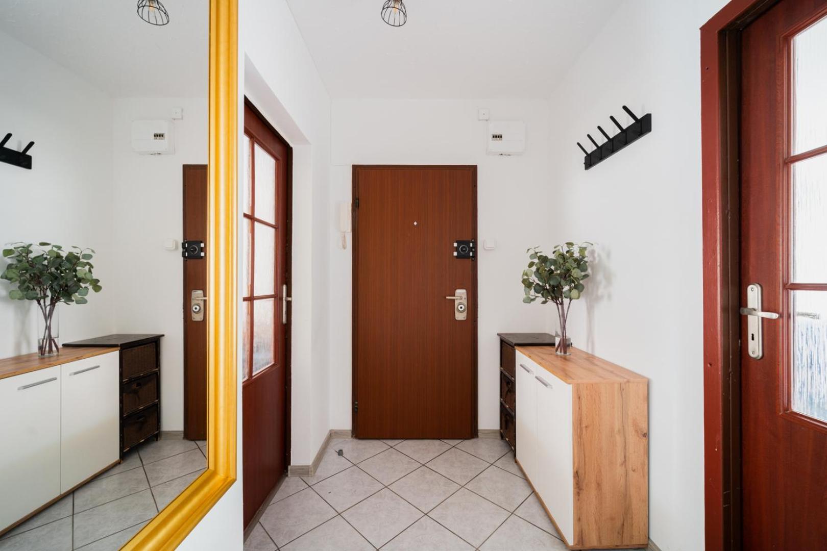 Апартаменты Big Apart- Old Town- Rydygiera Street- 10 People - Market Square Вроцлав Экстерьер фото