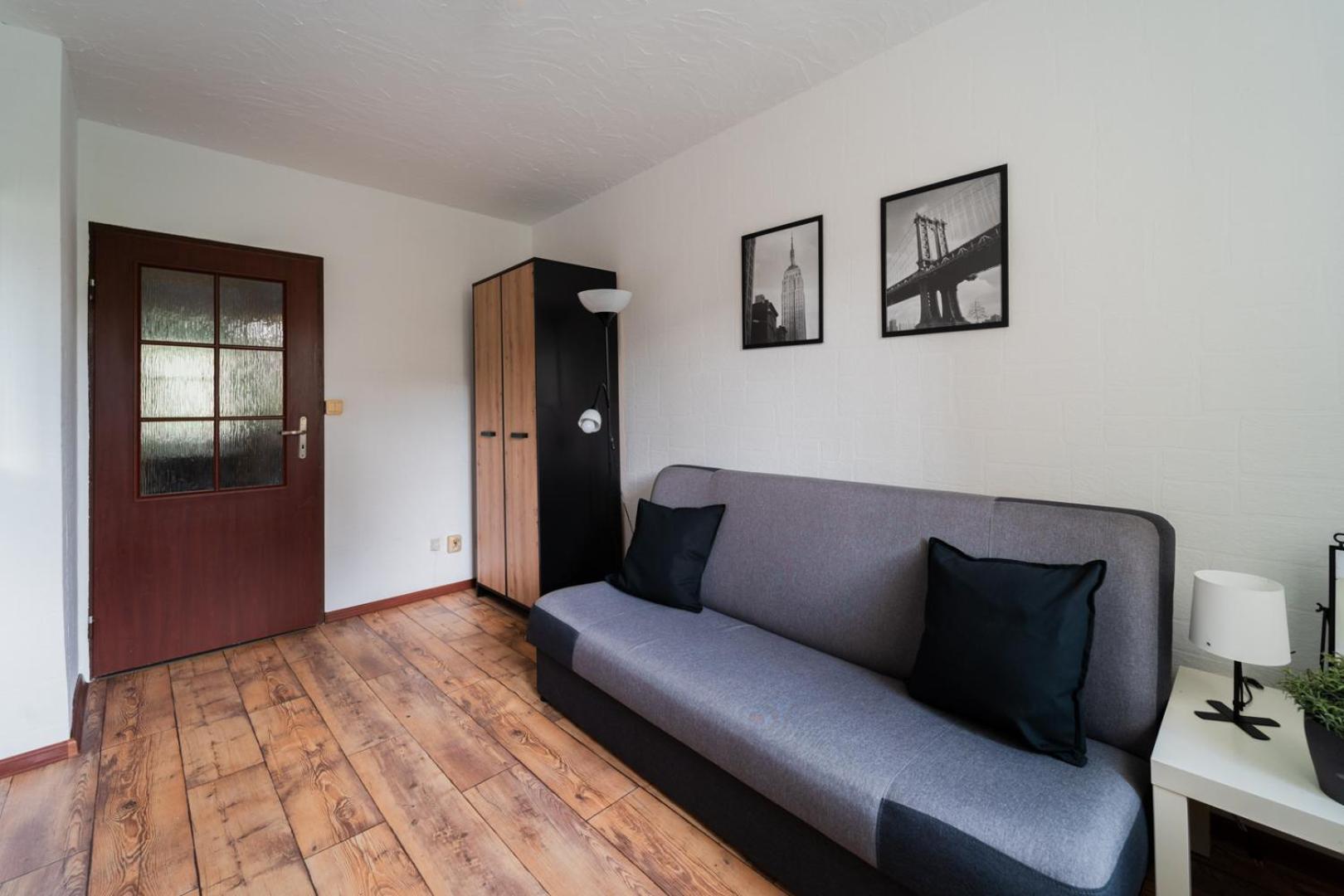Апартаменты Big Apart- Old Town- Rydygiera Street- 10 People - Market Square Вроцлав Экстерьер фото